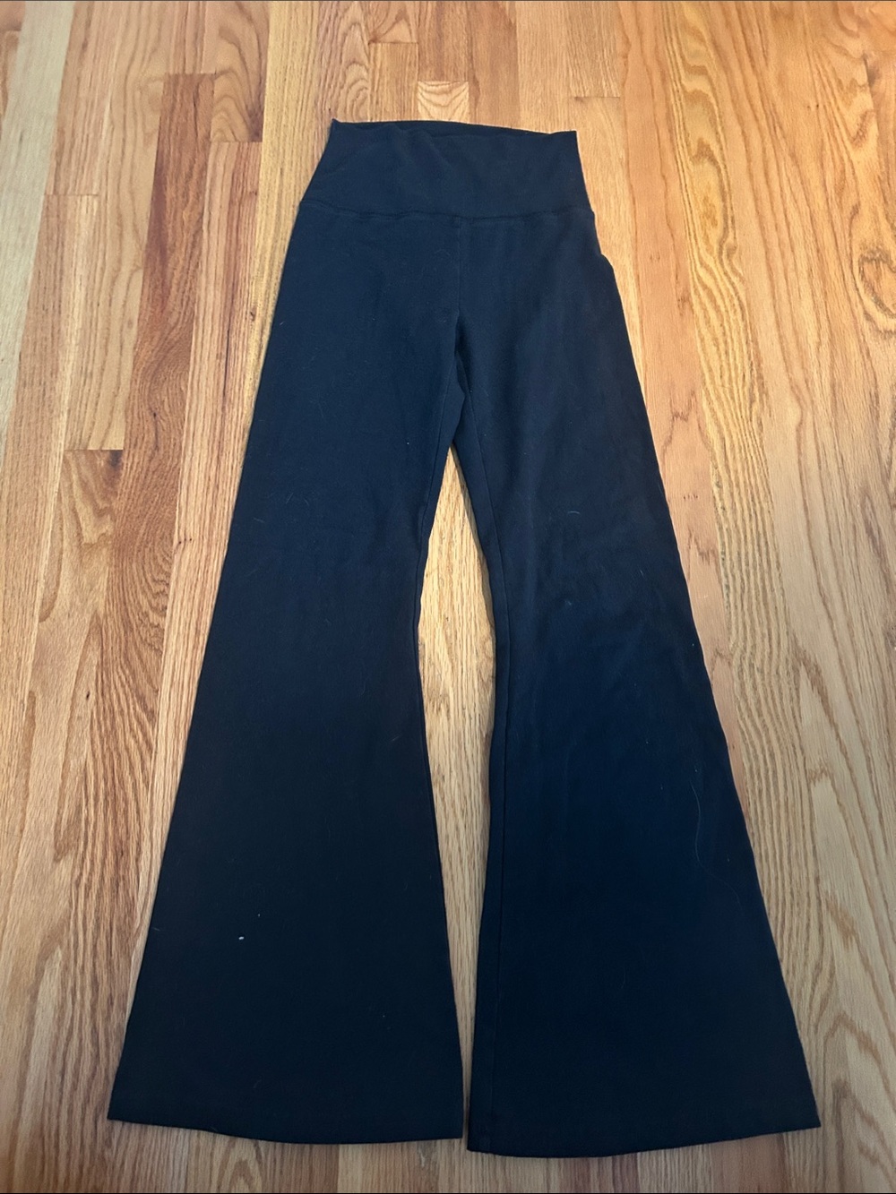 Women’s Black Flared Yoga Pants